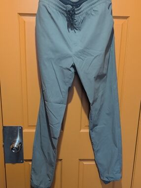Men's Green Elastic-Waist Jogger Pants